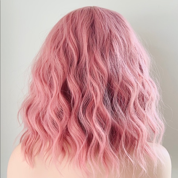 A Pretty Pearl Pink “Put On & Go” Synthetic Wig with Bangs for Events/Anime… 🎀 - Picture 4 of 4